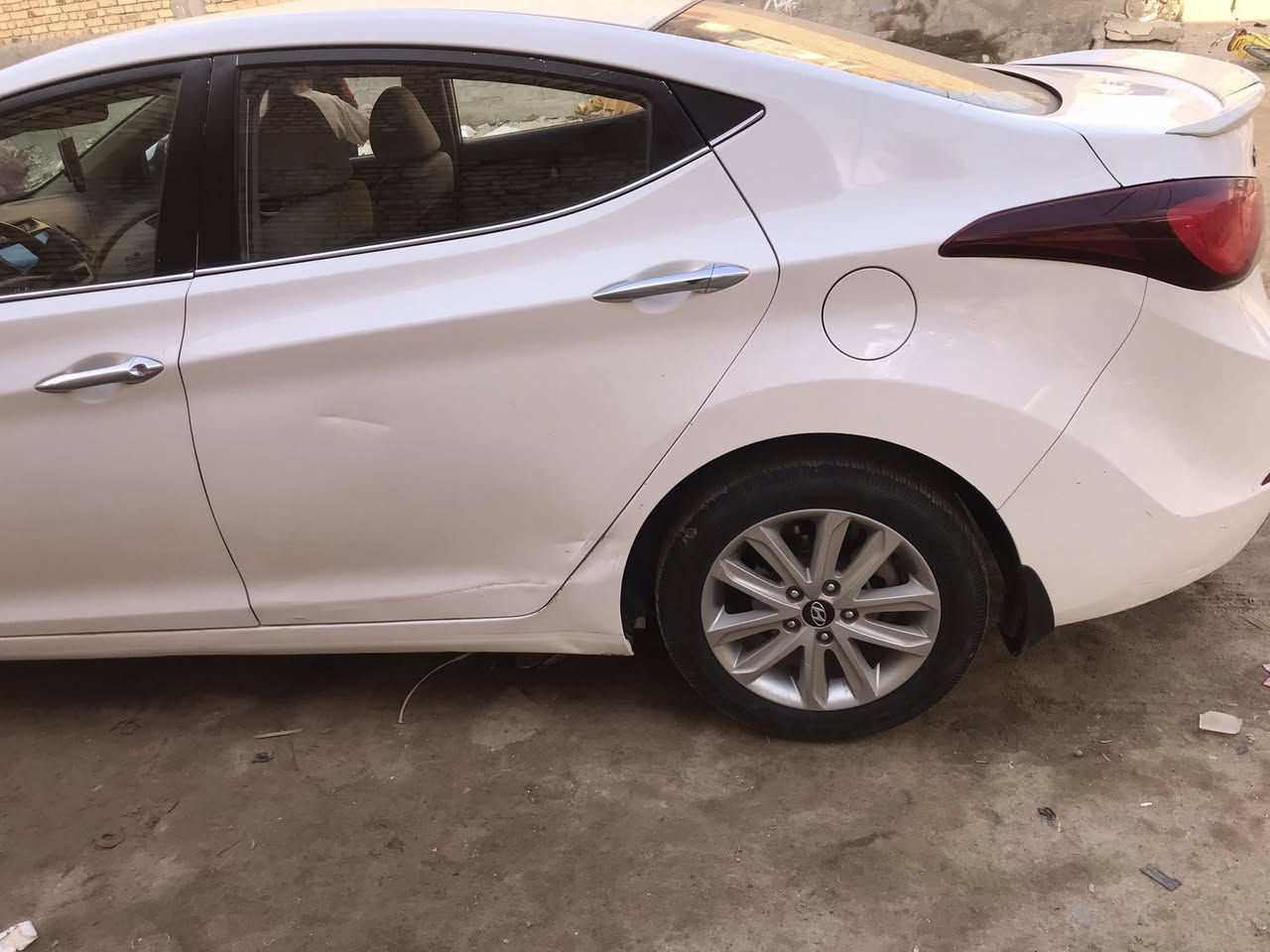 .هونداي النترا  موديل 2016  حره بأسمي رقم بابل. مشروع وطني. . تحويل.  بيه تبديل قطعتين باب وچاملغ. الامامي.  وبيه صبغ. سنوار مرفق بلمنشور. 

فول مواصفات  
ماعده البصمه
فتحه
اشاير بلمري
ويل كروم
مري شفط
محرك 1800 دوش
تبريد قطعتين 
حاجب ع الايت 
شاشه
 
السعر 115 

مكاني الناصريه الاسكان الصناعي. 

‭0783 275 6896‬
