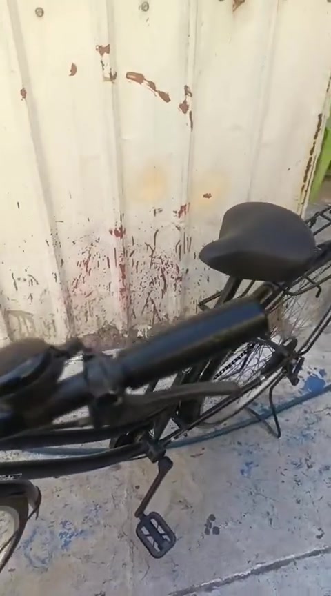 بايسكل للبيع حجم 26 بآلة 120بية مجال
للستفسار ***********
