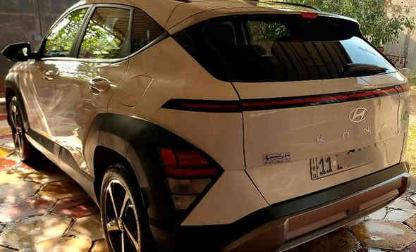 اتصال  ***********  كونا  2024  لون ابيض   رقم  مميز  بغداد  انكليزي بسمي  محرك 2000 دوش  تو ويل  بصمة تشغيل بصمة ابواب تشغيل عن بعد هند بريك بصمة هيتر كشنات هيتر  ستيرن شاشة متصلة اوتو هولد درايف مود تحديد مسار  قيادة ذاتية مانع تصادم رادارات  امامي خلفي  جانبي  نظام  نزول منحدرات حادث  تبديل بنيد  وباب خلف السايق اصلي  نفس اللون  وصبغ  جاملغ يم قبغ بانزين  وربع باب  السايق  ماشية  34 الف  حقيقي   مكان السيارة  بغداد  زيونة  سعر  173   بي مجال  بسيط بغداد
