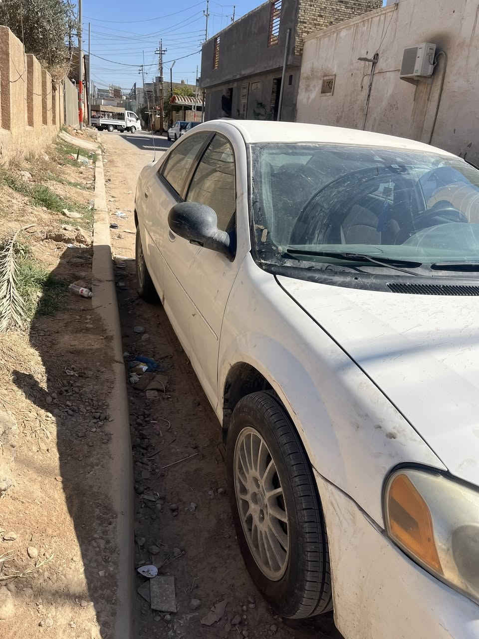 السلام عليكم سياره سيبرنك للبيع سياره كل نقص مابيه حداديه جديده شادله
فقط مكينته بيه بخار وحادثه بنيد مصلح وجاملغ 
سعر ٤٨ وبيه مجال للاستفسار اتصال ع الرقم ***********
