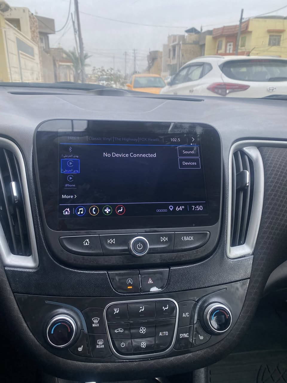 سلام عليكم ماليبو موديل 2024 دخول جديد اربيل بسمي فول موصفات LT فقط بنيد مصلح ضرر جدا بسيط صور الحادث بمنشور للون مميز محرك 1500تيربو 🚀حساسات رادار سايد بريك بصمه سعرها 137وبيها مجال الاستفسار *********** مكان ديوانيه
