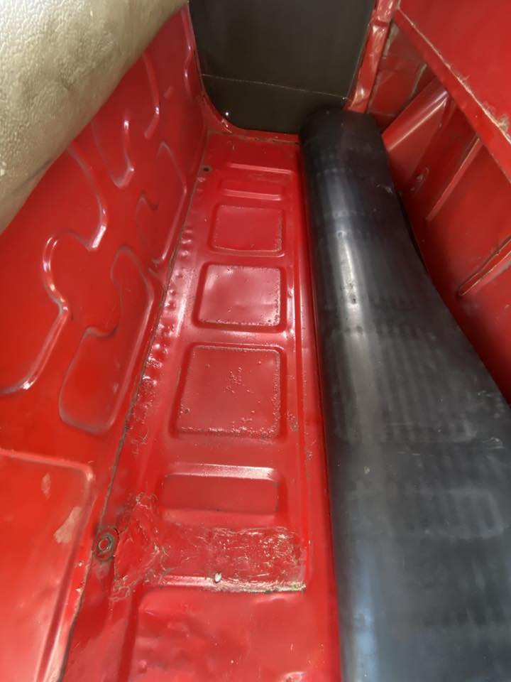 السلام عليكم تكتك للبيع موديل 18 مكينه مجفته لاتنقيص ولا تبخير اكسل جديد بيه ضربه بس بصفحه ليمنه والسعر 5500 وبيه مجال مكان العلاوي شارع حيفا ***********
