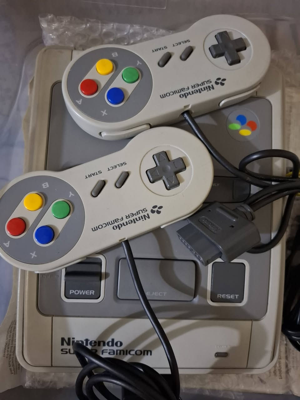 للبيع ..
سوبر فاميكوم مستعمل بدون كارتون مع ملحقات اصلية مع شخوط بسيطة بدون محولة نظيف 

سعر : ٨٥ الف 
يوجد توصيل


**إذا كنت صاحب هذا الإعلان وتريد حذفه لأي سبب، رجاءا أرسل رسالة إلى الدعم الفني**