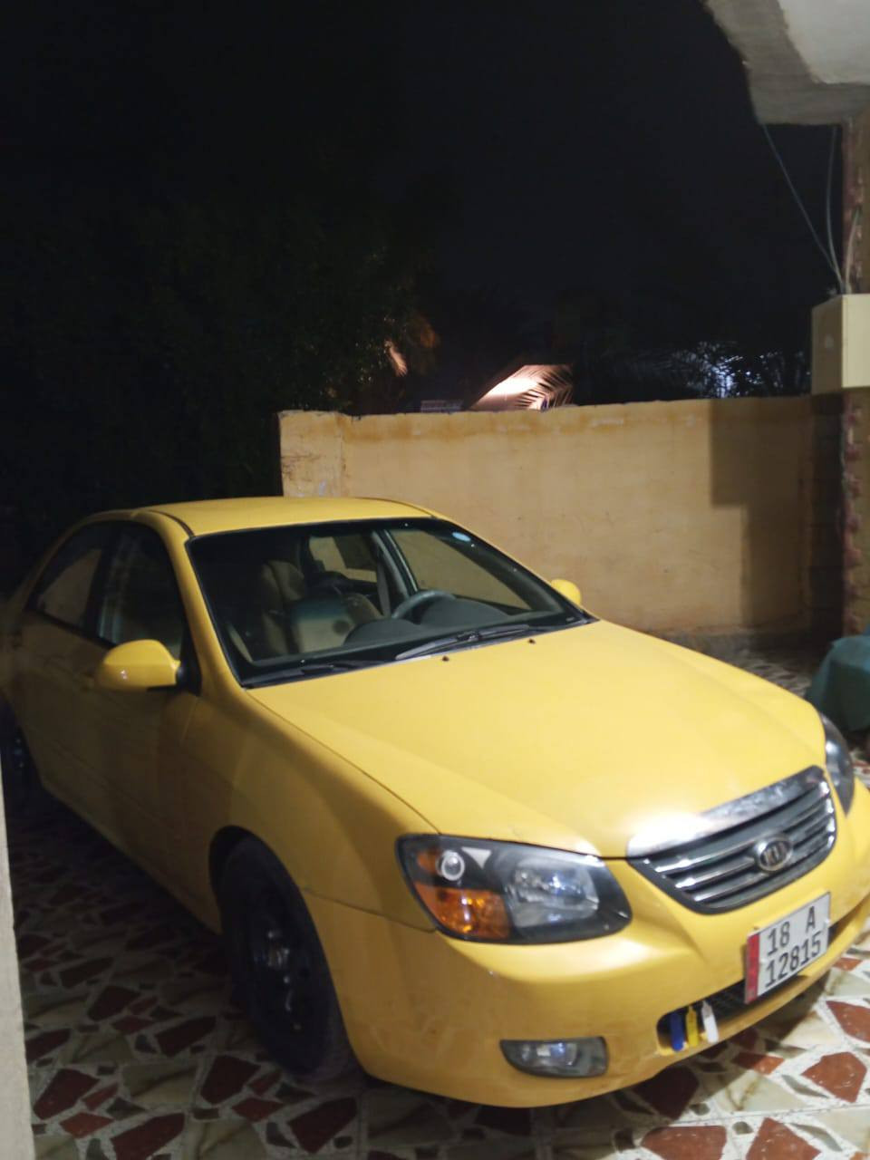 سلام عليكم سبكترا موديل 9 رقم بابل نكليزي 
وارد امريكي حادثه باب خلفيه وبلعراق صار تبديل بنيد يعني قطعتين تبديل فقط مصفره هيه وغرمات تحويل ثاني يوم 
مكينا ٢٠٠٠ 
مكينا وكير مكفولات 
مكانه حله نيل سعر 80 وبيه مجال كلش قليل ***********
