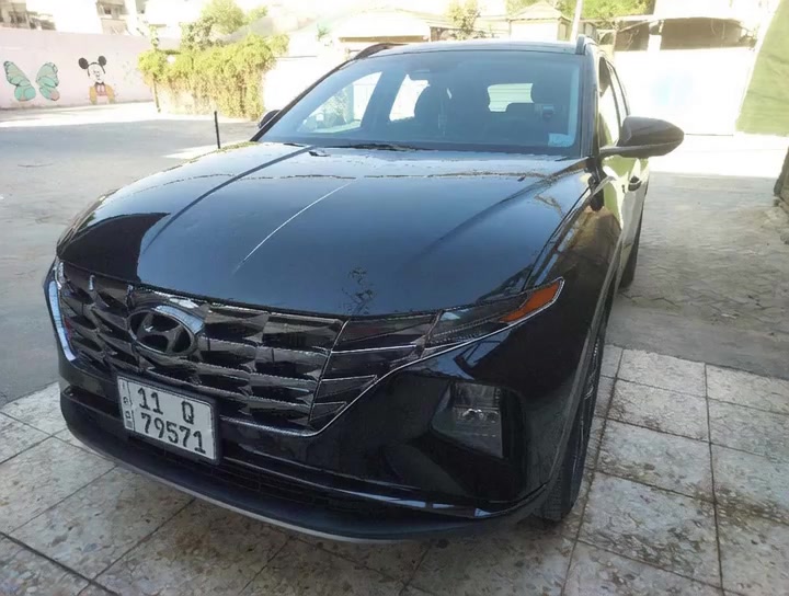 توسان وارد امريكي موديل ٢٤ ماشية ٢٦الف كم الضرر موضح بالصورة فول موصفات غنية عن التعريف مكان بغداد رقم بغداد للتواص على الرقم ***********
