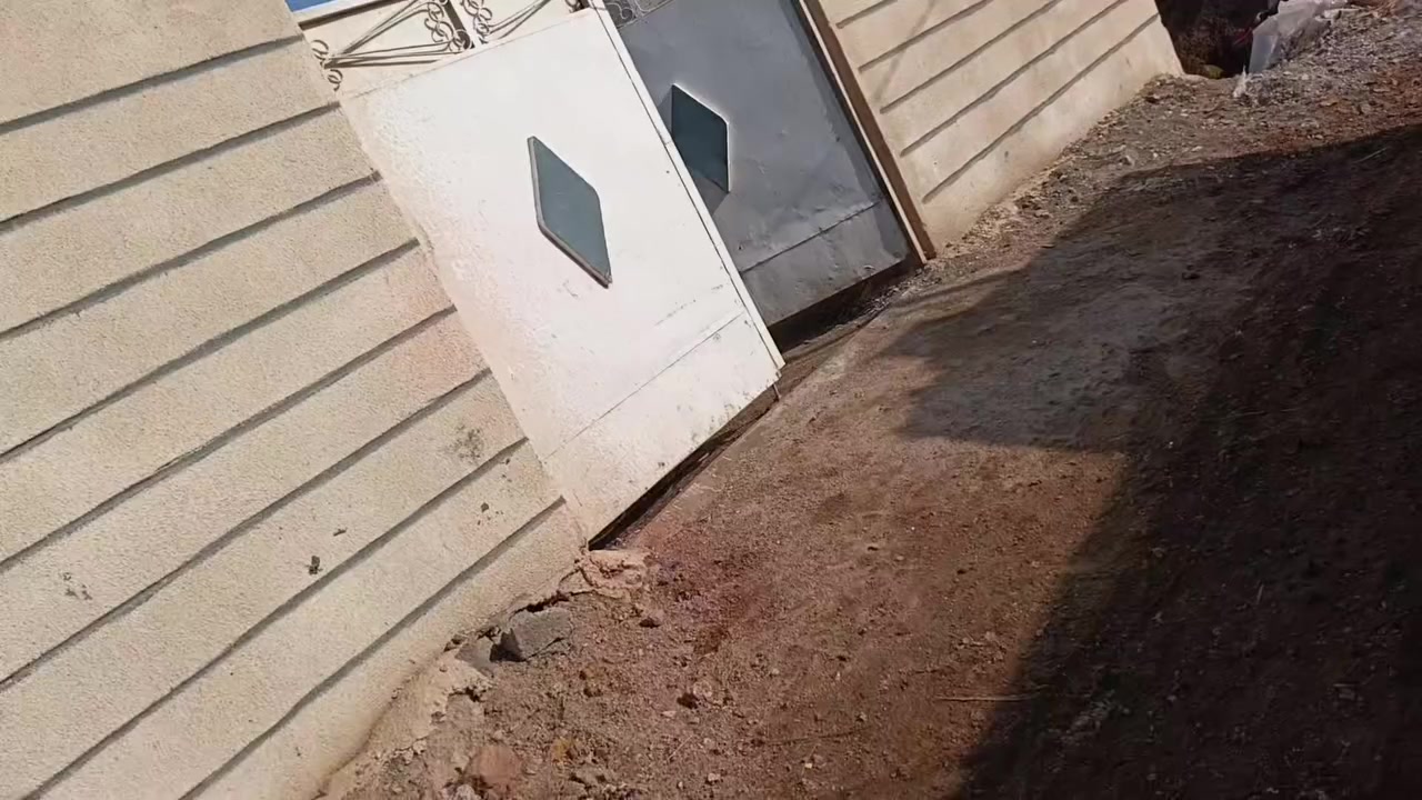 بسعر مناسب
بيت للبيع كربلاء الجدول الغربي الرجيبة منطقة مسيعيدة 
مساحتة ٢١٢ م طابو سند ٢٥  ارضية بورسلين 
 بورك كهرباء  البيت جاهز للسكن 
السعر ٣٦ 
للاستفسار 
***********
