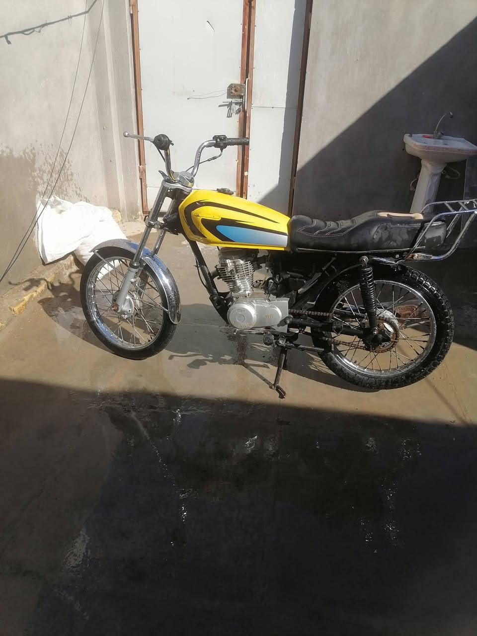 السلام عليكم شباب دراجه كلك البيع


**إذا كنت صاحب هذا الإعلان وتريد حذفه لأي سبب، رجاءا أرسل رسالة إلى الدعم الفني**