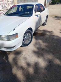 ابيض صدفي • صبغ عام • محرك وگير تمام