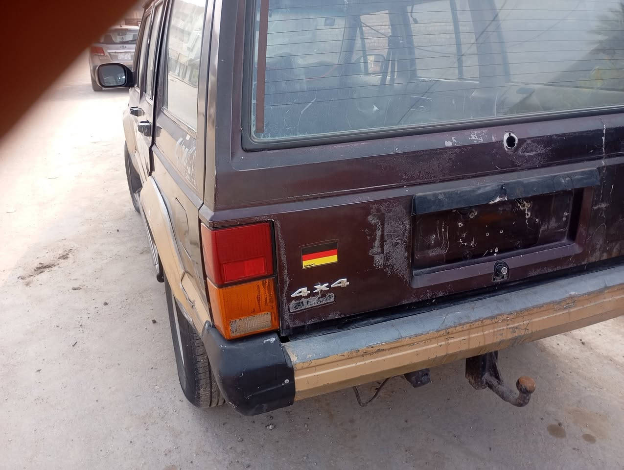 سلام عليكم للبيع غراض تفصيخ شتحتاج موجود مكاني الديوانية قضاء شامية رقم ***********
