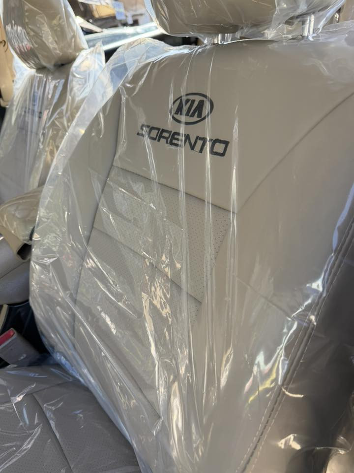 دوشمة جلد تفاصيل بلادية وكافة الألوان متوفرة علي العراقي العنوان الكاظمية شارع النواب اسم المحل علي العراقي اسم المحل علي العراقي للاستفسار 
*********** واتساب او اتصال فقط
