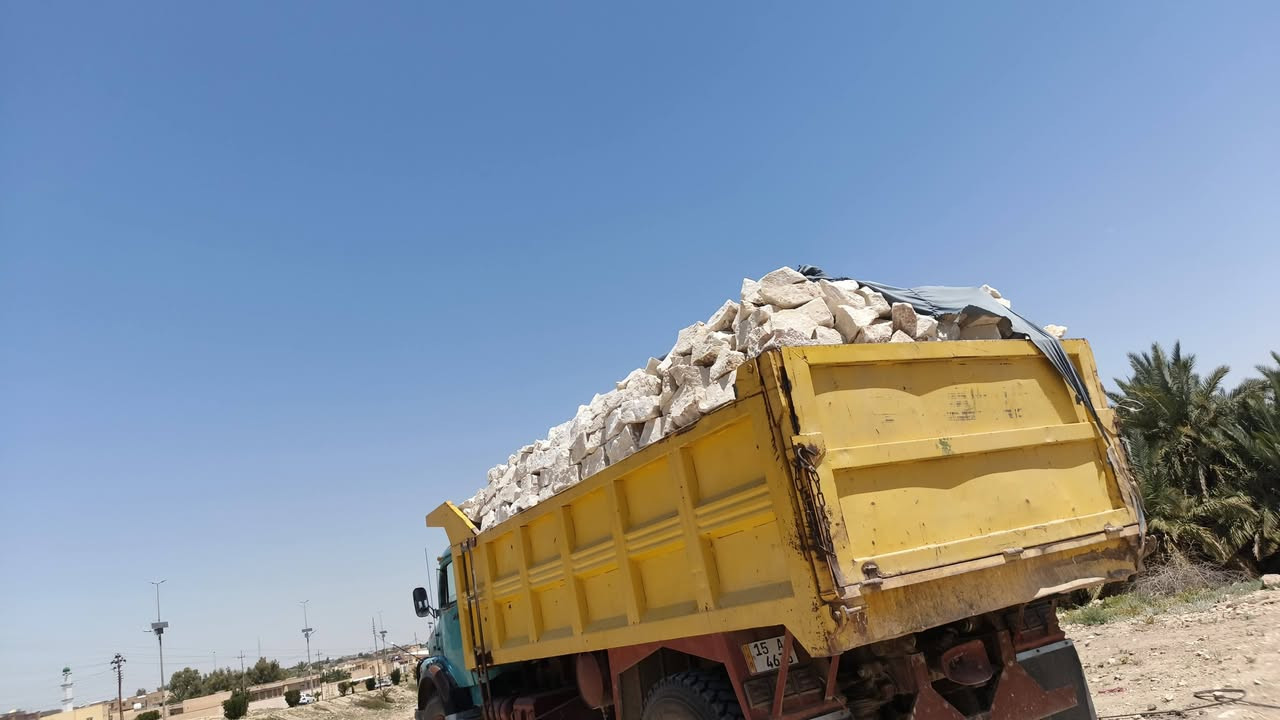 اخواني يوجد عندنا حجر درجه اولى يوجد كافه المواد***********

