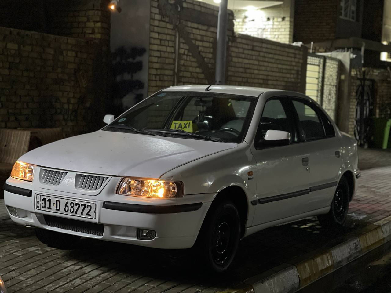 السلام عليكم سمند مديل 2009 
مكفوله عده الباب خلفي مرشوش صبغ 
لا خياس لا  لا تعمير 
دوشمه عامه كشنات وسفاري 
رقم بغداد نكليزي تحويل ثاني يوم 
مكاني واسط كوت الإستفسار الاتصال ***********
