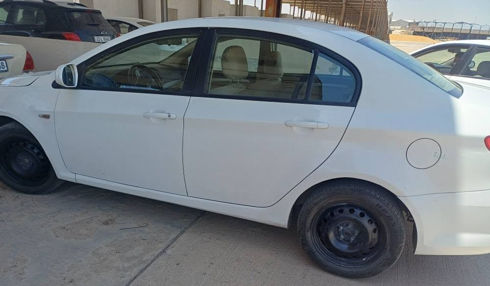 ئێجی 350|63معامەلەکی کەم مۆدیل2014/گێرومەکینەو تبرید بشرت/سێ نیو پارچە سبوغ /کۆبۆنی کەرکوک ی لەگەلە ژ.م*********** أربيل, العراق
