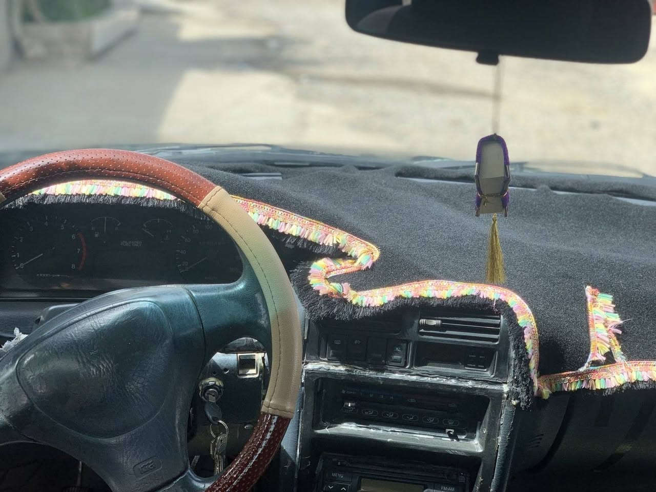کیا سڤیا1993بۆفرۆشتن گێڕو مەکینە بەشەرتی فیتەر ٤تایەیەی لۆکی لەژێرە ٢جام کارەبا ماڵی دۆستە ٨بەخ ناو غورفەی لۆکو تازەیە تێبینی علوجە شوێن چوارقوڕنە ژ.م ***********

