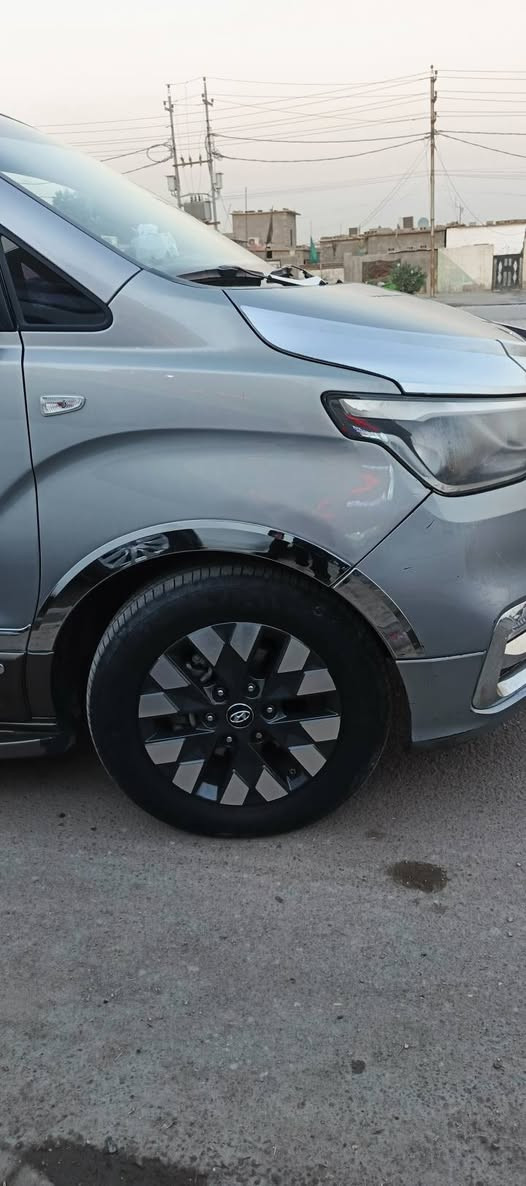 استاركس فان 5 راكب مسكر  مسكر   موديل 2020 محرك كاز كير اوتو ماتيك كامرة خلفية مري شفط نوع المحرك ادبلو باسمي تخم تغير سيارة جديدة ما متعصبة السيارة ***********
