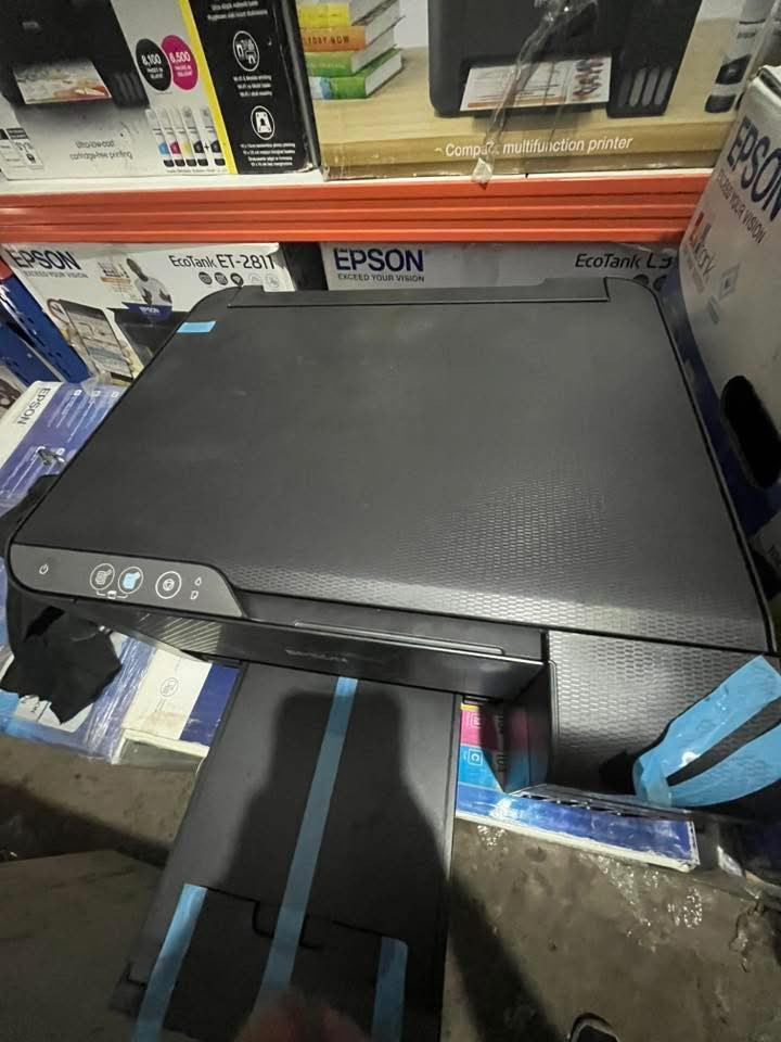 السلام عليكم طابعه ايبسون 3210 حقن خارجي استنساخ ملون واسود وابيض اسكنر جديده لوك طباعه من الابتوب وسحب صور المعاملات الطابعه جديده عدادها  40 ورقه جديده الطابعه سعرها 150الف عنوان موصل


**إذا كنت صاحب هذا الإعلان وتريد حذفه لأي سبب، رجاءا أرسل رسالة إلى الدعم الفني**