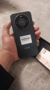 هونر x9d الجهاز نضيف للبيع ب ٤٠٠ وبي مجال مكاني حي اور ٠٧٨٨٢٩٦٣٣٤٣ وات...