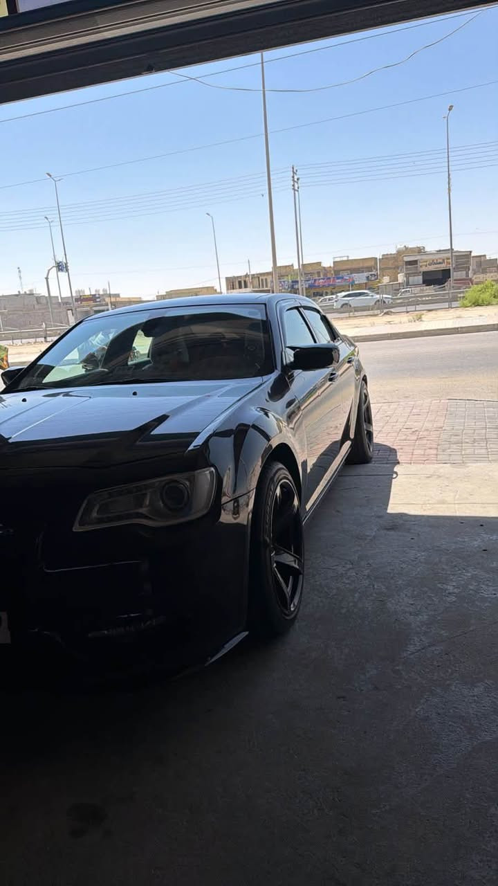 السلام عليكم اوباما C300 للبيع موديل 2018 رقم سليمانيه بسمي تحويل مباشر كلين بدون حادث بيها مكانين بارد فقط مكفوله من الضربه والتبديل مكينه 3600 كير مكينه اكسل تبريد حداديه خلفي  وامامي بالكارتون تخم تاير خلفي وامامي سياره جاهزه ع اخر حبايه ربع متصرف عليها ماشيه 113 ميل مكان السياره كربلاء السعر 205 بيها مجال بسيط ***********
