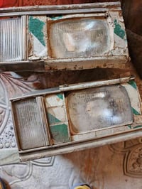 زوج لايتات تيوته قيم وخذ رقم 07812476527