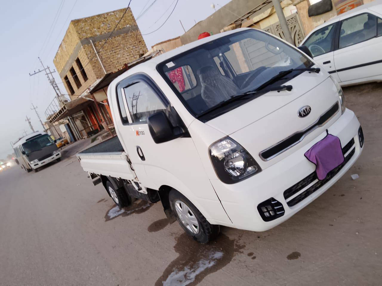 سلام عليكم كيا حمل 2014 مكفولة سونار تخم تاير باتري حداديه جديده مكينه بيها نسمه بخار الباقي مكفول سياره حله ابي غرق السعر 105 رقم ***********
