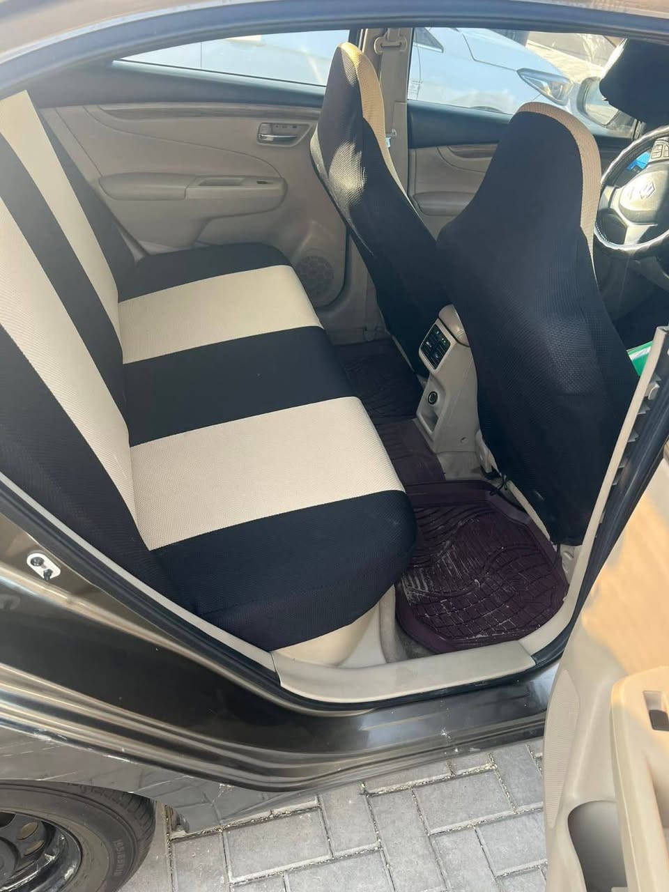 سلام عليكم ساسوكي سياز مديل 2019 سياره متومه مامكصوصه
مواصفات
تبريد ثلج
لايت حساس
سياره اقتصاديه كلش
محرك 1600
البصره القرنه
‏‪***********
سياره فقط المرواس بسوناته
