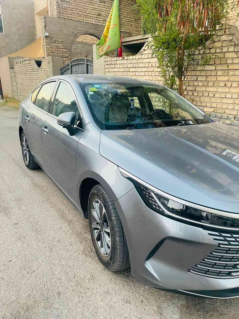 بي واي دي دستروير للبيع…
لون فيلي. رقم بغداد بأسمي ماشية 4000 hev 
مكفولة من الصبغ والبارد والتكحيل بيها ملاحظات بسيطة موضحة بالصور. 
السعر: 19 و300 وبيها مجال للشراي
العنوان: بغداد- الدورة *********** 
متواجد فيس وواتساب.
