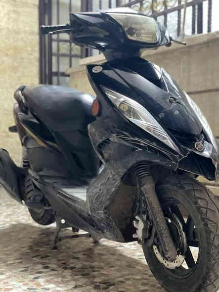 للبيع 
دراجة gtr نازلة من الرمبة اوراق موجودة كفالة عامة برغي مامفتوح بيهة كلشي شغال كهربائيات مكينة ناعمة تجي للبيع تفحص وتاخذ سعر مليون وخمسين الف مجال بصيط حق جية 
مكاني بلديات 
***********
رجاءً المو شراي لا يتعبني
