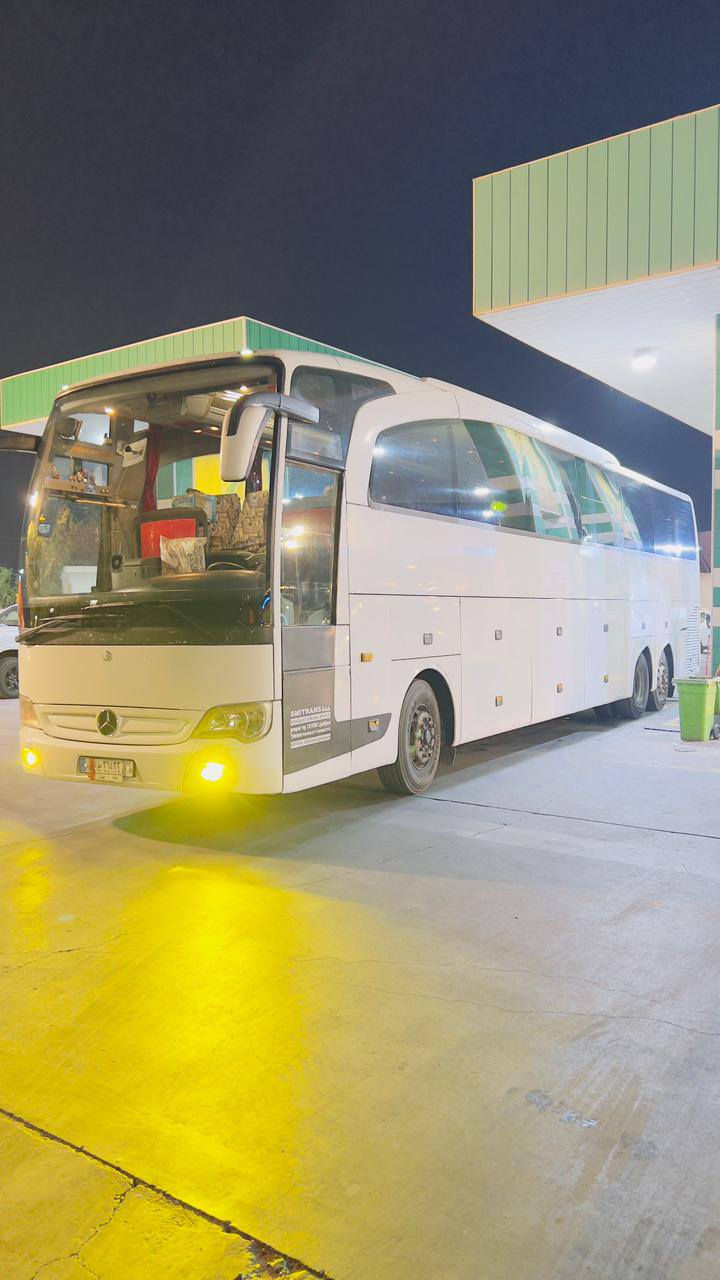 السلام عليكم باص ترافكو للبيع موديل 2014  واقع حال بغداد كير مكينة كفالة تخم تاير مقدم جديد قبل شهر فاتحة عدد الركاب 60 المكان النجف ‏‪***********‬‏
