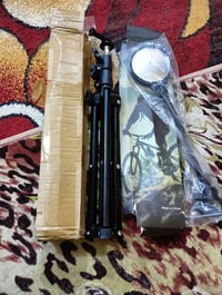 توصيل مجاني • ستاند • سعة 25 قطعة