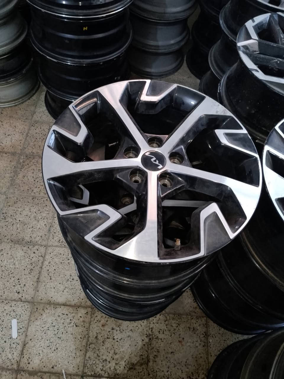 ويلكب كافت الاحجام حاويه كوري  م/ ديالى بعقوبه حي المعلمين قرب مجسر المفرق  للتواصل ***********
