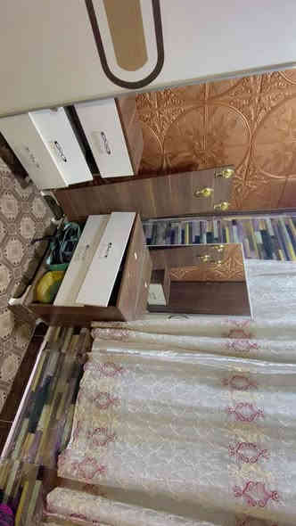 غرفه  نوم جرابي 2 منفصل يحتاج لها بس سجه مال كنتور كنتور نضيف كلش والجرارات. هماتين. عنوان البصره معقل. سعرها250 وبيها مجال
