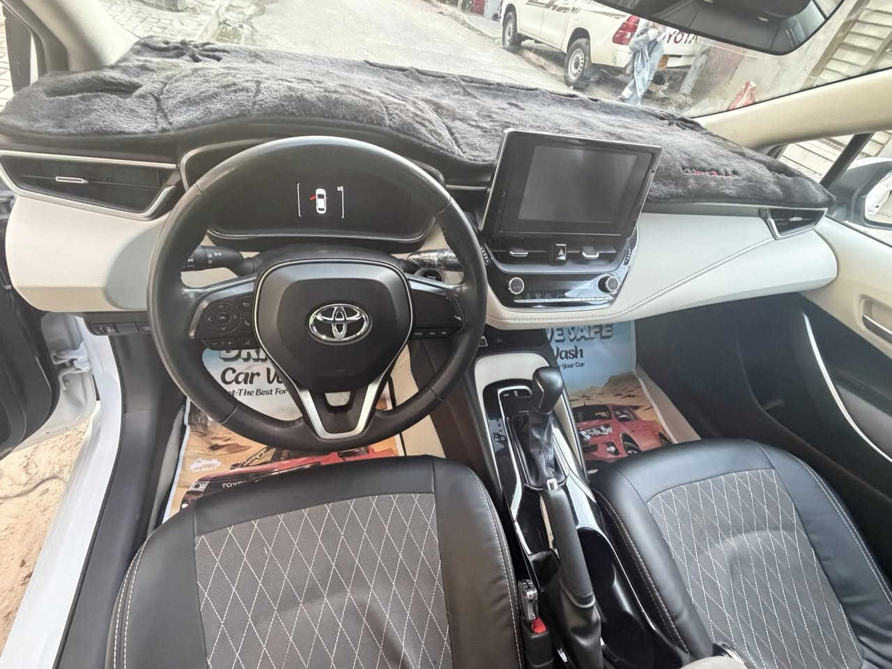 سلام عليكم اللبيع
كورلا ياباني ساز 
مديل 24 
فول موصفات 
كفاله عامه ما عده شبر بارد بل داير الخلفي 
ماشيه 54
بس شركه تريد وكاله تريد تحويل 
سعر 180 
رقم ***********
المكان البصره الحيانيه
