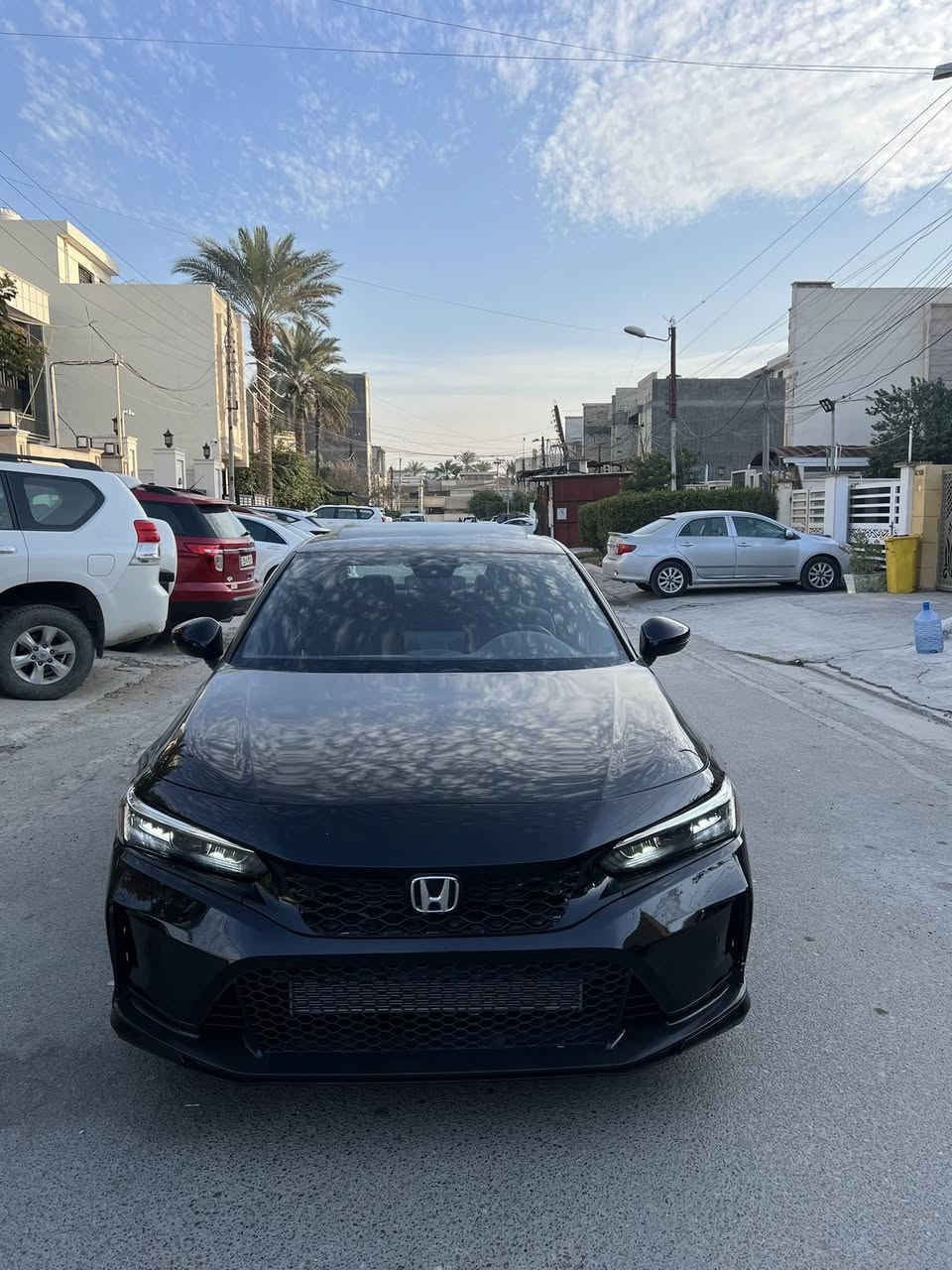 للبيع فقط 
هوندا سفك تورنك هايبرد 2025 
السيارة فول مواصفات 
محرك 2000 هايبرد 
السيارة ماشية 8000 ميل 
السيارة صور حادثها مرفق بالصور 
تبديل بنيد و جاملغ و صدر اليمنا جديد 
السيارة مكفولة شواصي لغود و اي شي ثاني غير الي ذكرتة
رايدها ب17800$ 
*********** 
بغداد العامرية
