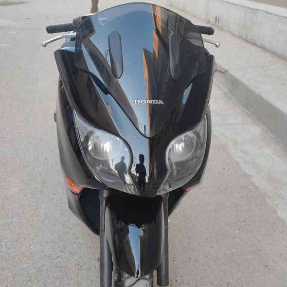 ياا الله السلام عليكم اخوتي الطيبين دراجه فورزه 0/10 كرستال 7كير 4 تحويلات اللون اسود ملكي دراجه رمبه وكفالة عامه شرط بحاله الوكاله ومكفول كفاله عامه مكاني بغداد الاستفسار عله الرقم ***********
