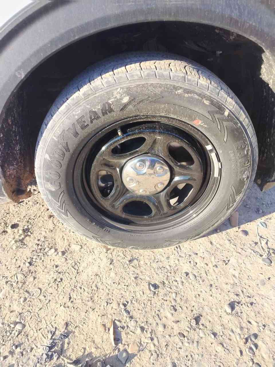 السلام عليكم 
للبيع اوياله فورد اكسبلور تخم بوليسي  
شرط النضافه فول مال زيرو 
الاستفسار  ***********
