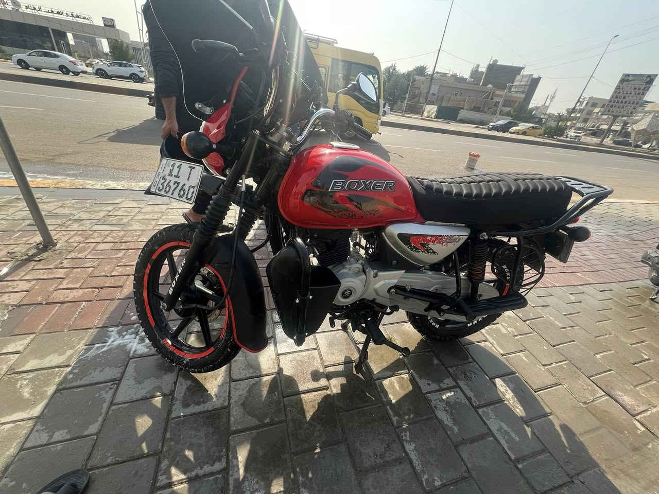 عندي بوكسر 2022 داخلة 23 مرقم بغداد
ونظيفة مكينة خرسة
تجي تشوفها بعينك وتفحصها
مكاني بغداد الشعب
السعر ب (( مليونين و 400))
التواصل على الرقم ***********
