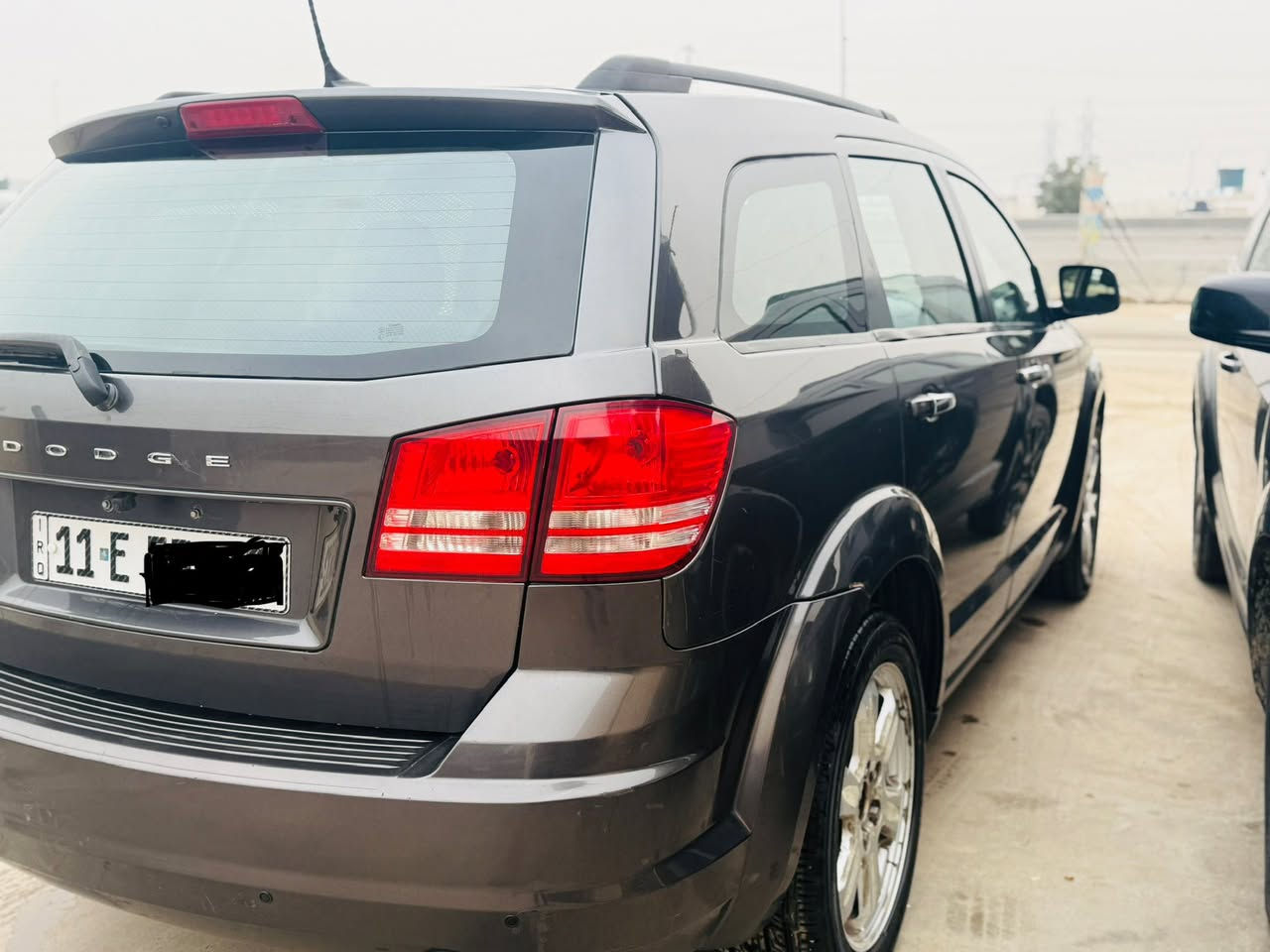 سلام عليكم 
دوج جورني أمريكي موديل 2017 
V4 مكينه 2400 
7 راكب 3 قطع تبريد 
بدون حادث حادثه تخريب موجود بلمنشور 
ماشيه 111 Mk
كفاله من تبديل بيه رشات صبغ بلبنيد وباب السايق 
كير مكينه كفاله 
بصمه شاشه جبيره حساسات خلفيه 
رقم بغداد انكليزي 
السعر 140 
***********
