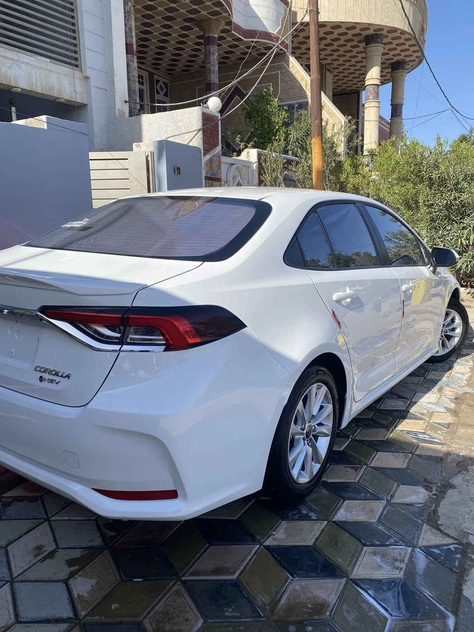 السلام عليكم 👋
كورلا هايبرد 🔋⚡️. 
الموديل 2025
رقم بغداد .11
داخل احمر 🔴
كشن كهربا .
السياره فول  1/1
مثبت سرعه 🛣️
قياده ذاتيه 😴
كفاله عامه 
السعر 160 $وقابل للتفاوض 
للستفسار. ***********📱
