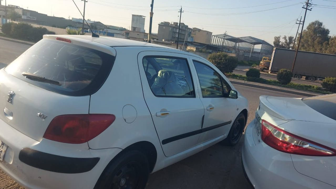 السلام عليكم
بيجو ٣٠٧
🛑موديل ٢٠٠٥
🛑محرك شرط
🛑كير شرط 
🛑طخم مابي شي 
🛑صبغ انطيك عام 
🛑تبريد تدفئه كير توماتيك 
🛑صاحبها موجود تحويل مباشر 
🛑رقم بغداد 
🛑مكاني الموصل 
🛑سعرها ٤٦ بيها مجال بسيط

،🛑استفسار مراجعه مكتب تاج حي المثنى قرب مستشفى صحة المراءه ☎️***********
