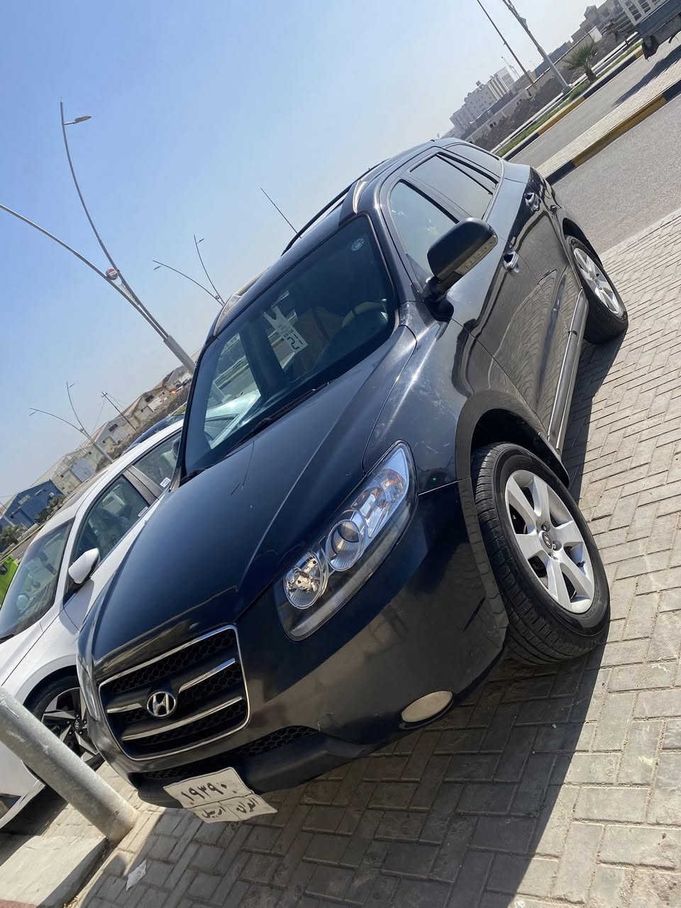 سنتافي وارد كوري فول السياره 2009 لون فيلي سياره فتحه تحكم ستيرن سته سلندر كزوزين كشن كهربائي لدات كشنات جلد مرايات شفط  بيها ثلاجه وصطيه  تخم تاير حداده تبريد كله شغال مكينه ستوه شادها السياره بيها ثلاث قطع كلير.  وباب تبديل   من كوريه السعر 125 وبيها مجال المكان حي المهندسين 

رقم الهاتف ***********
