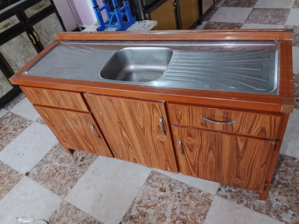 معرض يونس لتجاره الأثاث المستخدم والجديد 

سنك متر ونصف مستخدم 

للاستفسار الاتصال على الرقم التالي 

*********** تكريت, صلاح الدين
