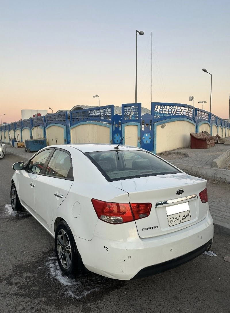 السلام عليكم سيراتو٢٠١٢ خليجي محرك ١٦٠٠ السياره( كفاله عامه ) *********** اتصل ع راعيها واعرف السعر مكلف بل نشر
