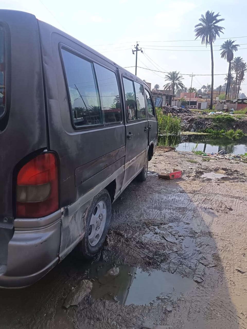 سلام عليكم ستانه موديل 95 رقم نجف سنويه عضم عاج مكينه وكير جدد السعر 17 وبيه مجال مكاني حله ***********
