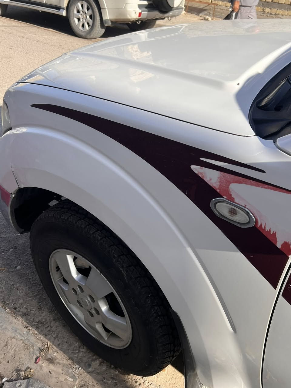 السلام عليكم بيكم نيفار ٢٠١٢رقم ديالي رقم دولي تبريد شغال تدفته
كهرباء كلهن شغال كير اوتماتيك ماشيه ١٤٧

كير كفاله محرك جديد بيه بداي تنقيص بسيط بيه هلال خلفي بارد بدون صبغ الاستفار *********** مكان بغداد السعر ١١٥
