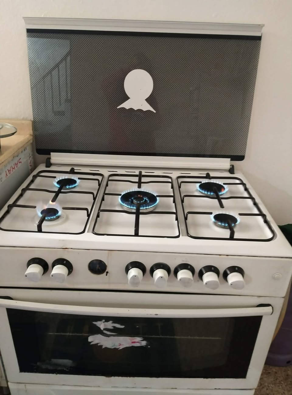 طباخ شغال كامل حتى الفرن شغال يخبل 😍
سعر ١٥٠ عنوان موصل الرشيدية


**إذا كنت صاحب هذا الإعلان وتريد حذفه لأي سبب، رجاءا أرسل رسالة إلى الدعم الفني**