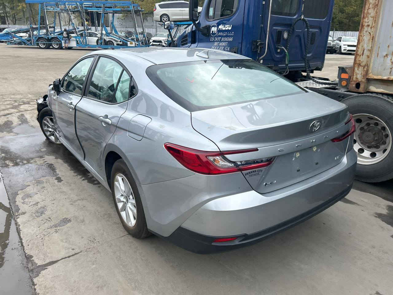 كامري 25
LE
بيها جمالمق
سياره شغاله وتمشي 
سياره بل موصل بل تصليح 
ابيع عل حادث 
(اكتب رقم واحد يوصلك السعر) 
تربريد شغال 
الاستفسار على الرقم (***********)
