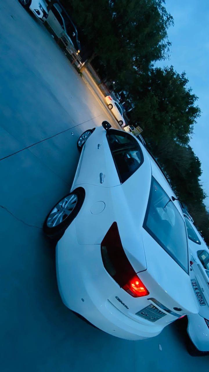 بسم الله
كيا سيراتو موديل 13 رقم سليمانية بشرط تحويل والغرامة 
السياره فول مواصفات 1/1 بصمه فتحه شفتات تحكم ستيرن اشاير بالمري مري شفط نظام ABS  كامرة حساسات داخل أسود السنوية نافذه وكلشي موضح بسونار 
السعر 105 وبيهه مجال قليل كلش حك جيتك 
العنوان كلار سليمانية رقم الهاتف ***********
