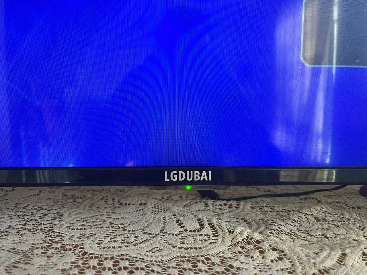 السلام عليكم
شاشة مستعملة حجم ٤٣ 
سعر ١٥٠ نجف حي المعلمين
***********
