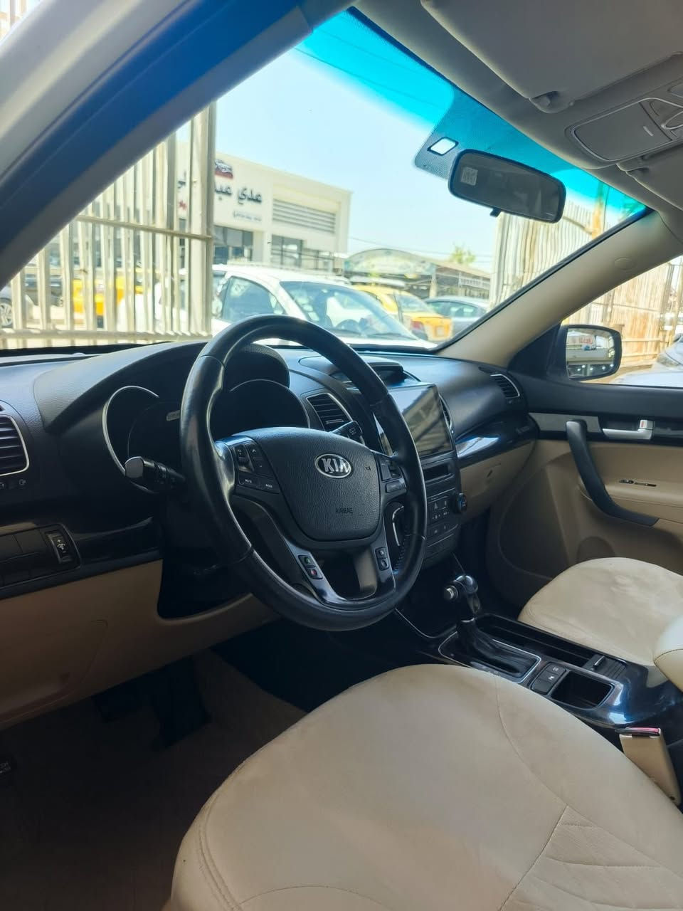 السلام عليكم ورحمة الله وبركاته
كيا سورينتو 2014 فول ماعدا بانوراما 

السيارة بأسمي مشروع وطني سنوية 

 نينوى مكاني موصل حي الوليد

🛑6 سلندر

🛑فور ويل

🛑7راكب 

🛑3 قطع تبريد

🛑بصمة

🛑ترحيب

🛑الكشنات الامامية تحكم كهرباء 3 دكم

🛑كشنات جلد

🛑داخل بيجي

🛑صاج

🛑حساسات امامي خلفي 

🛑يدات ومري نيكل بلاد

🛑مري شفط

🛑مراية وسطية تعتيم ذاتي

🛑اشارات بالمري

🛑تحكم ستيرن جهتين

🛑نظام تراكشن

🛑5 تايرات جدد

🛑5 ويل كب حجم 19 

🛑تبريد جديد ثلج

السيارة مسويلهة ادامة كاملة

السعر  ١٨٥ورقة 

بيها صبغ نص جاملغ الامامي

للاستفسار الاتصال على الرقم ***********ممتواجد على ع فيس
