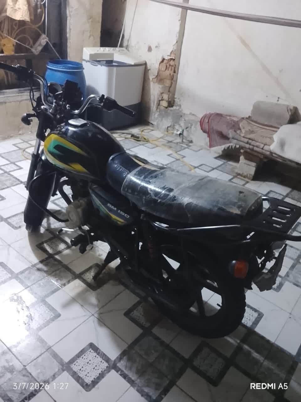 سلام عليكم دراجه بوكسر لبيع دراجه مكفوله بيها نقص بس عدادات بس مكينه مكفوله خرسه شرط ترقيم اوراقها كامله سعر 800مكانها الحسينيه مال راشديه رقمي ***********

